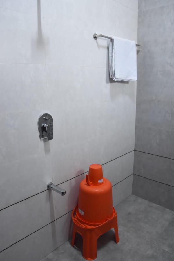 Hotel Vrindavan Deluxe コールハープル エクステリア 写真